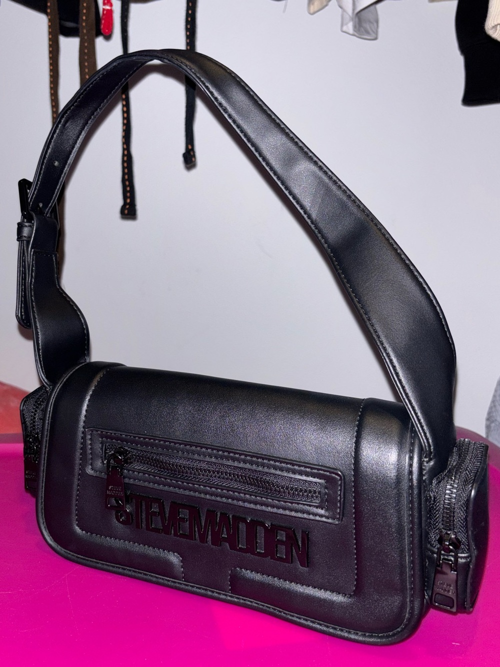 Steve Madden Shoulder Bag